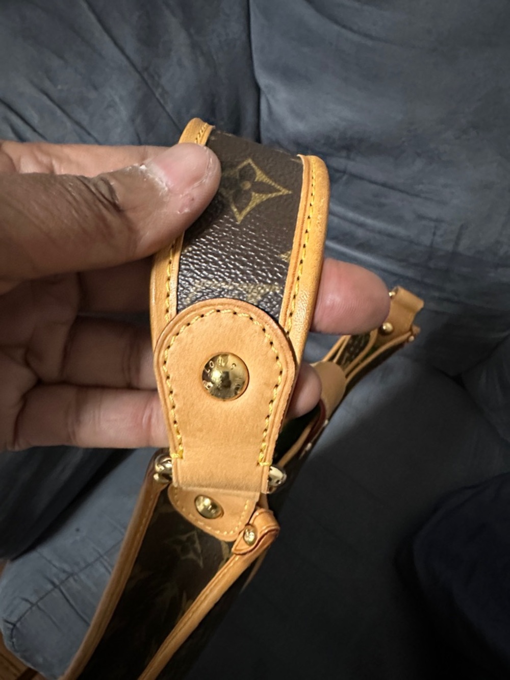 Louis Vuitton Brown Monogram Shoulder Bag with Green Accents - Picture 4 of 12